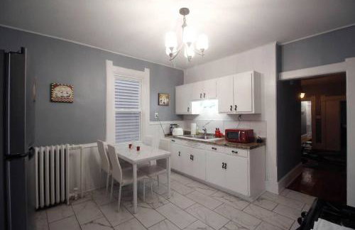 Renovated Brady St. Classic - Foto 8