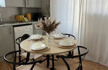 Ealing ,South Ealing, ,Richmond park ,Heathrow airport,Gunnesbury park,London - Foto 4