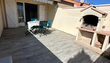 La Discrète toute équipée avec piscine - Foto 4