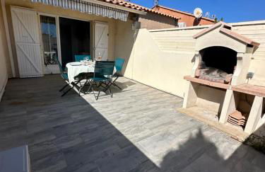 La Discrète toute équipée avec piscine - Foto 4