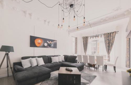 Amplio Piso de 7 habs, 4 baños sobre calle Gran Vía - Foto 50