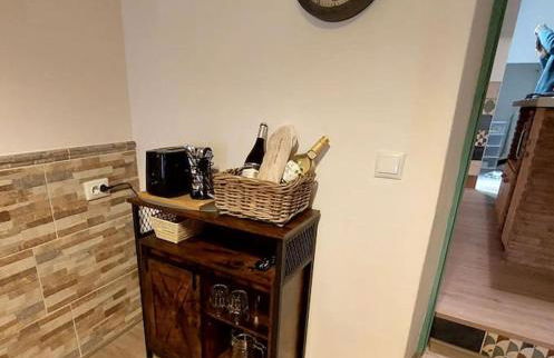 Cozy Townhouse - Photo 5