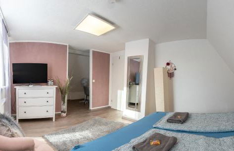 modern house with pool - 3 bedrooms 2 Bathrooms - Foto 18