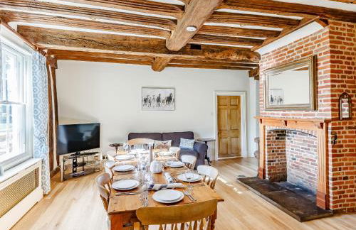 Pattiswick Hall - Photo 8