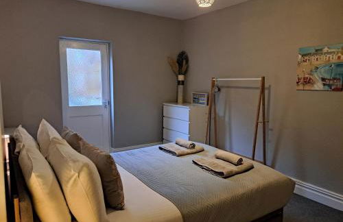 Llandudno apartment, quirky pub with tropical beer garden - Foto 14