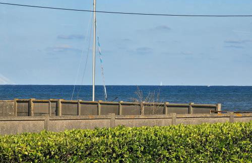 Grande maison normande, vue mer à 75 metres de la plage, équipé spa de nage - Foto 22