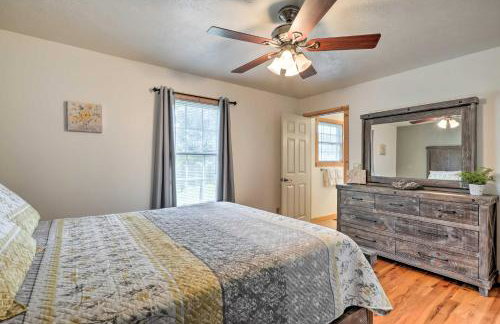 Quiet and Cozy Omaha Cabin about 20 Mi to Branson! - Foto 11