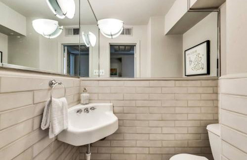 Elegant 2BR w Resort Courtyard in Central Dallas - Foto 13