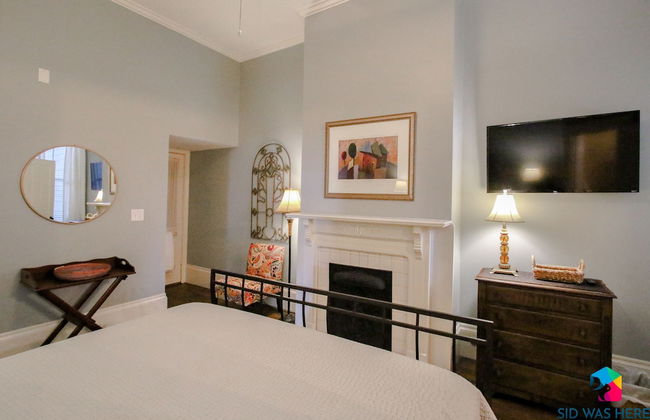 The Irish Bar near Bay Historic Savannah - Photo 7