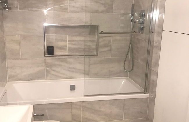 Luxurious 3-bed Apartment in Conservation Area - Foto 8