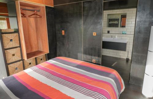 The Tractor Shed - Photo 16