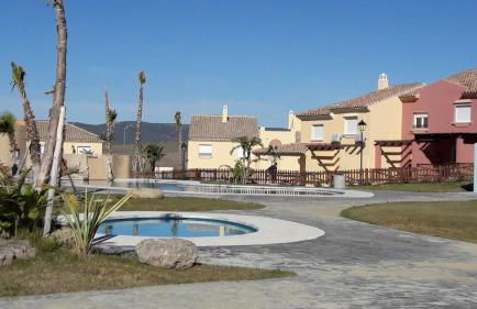 NEW!! Bonito adosado en Zahara de los Atunes - Foto 17