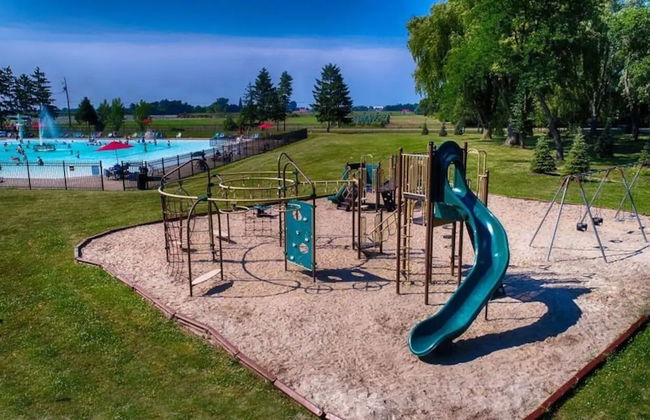 Falcon Cottages - Photo 45