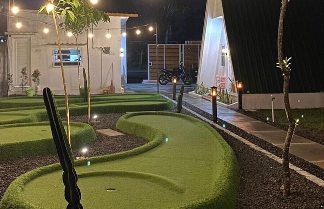 Tropical House and Mini Golf Yogyakarta - Foto 20