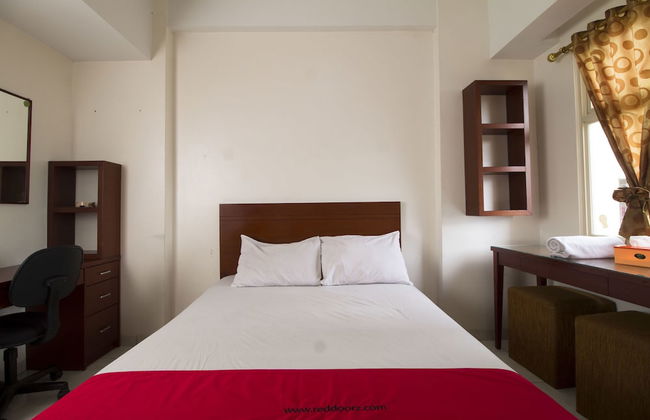 RedDoorz Apartment @ Margonda Residence - Photo 7