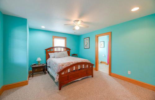 Quiet Hatteras Duplex with Decks about 1 Mile to Beach - Foto 16