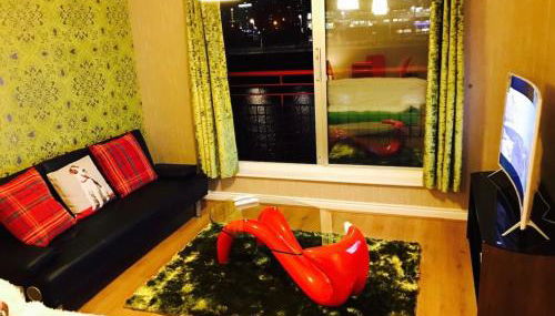 Glasgow City Centre Flat with River Views and Parking - Foto 5