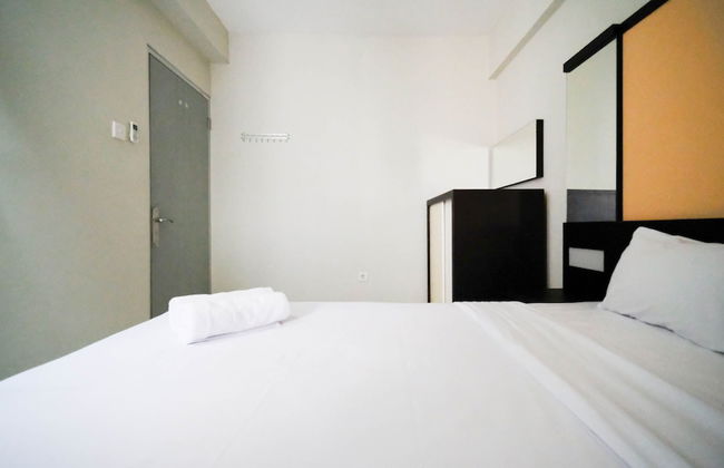 Simple And Homey 2Br At Dian Regency Apartment - Photo 8