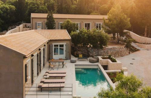 F Topia Villas - Photo 2