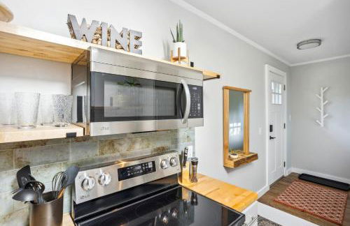 Pet-Friendly Kent Vacation Rental, Walk to Lake! - Foto 11