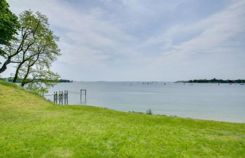 Quaint Beverly Townhome Walk to Beach and Downtown! - Photo 27