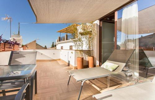 Apartamento con terraza y cochera Albaycin - Foto 11