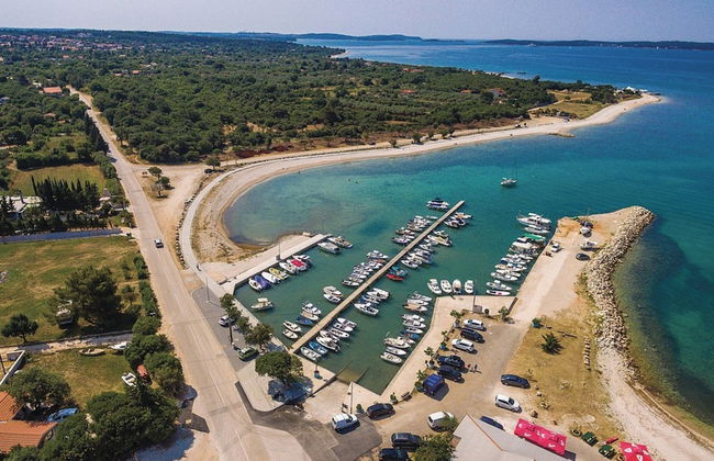 Cozy Apartment in Peroj - Photo 19