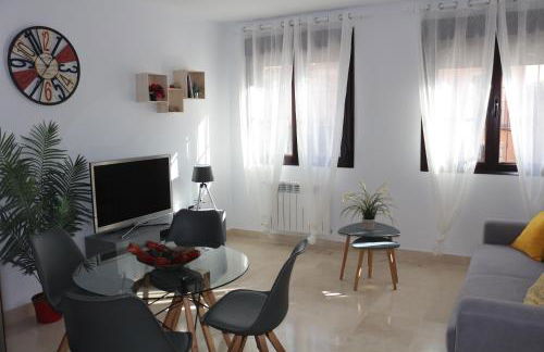 Apartamento Roca Tarpeya 4 Parking incluido - Living Toledo - Foto 2