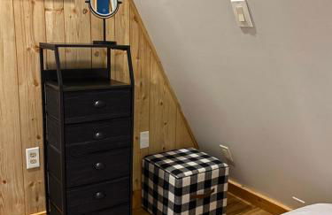 Bluebird Cabin - Cozy A-Frame Retreat - Photo 9