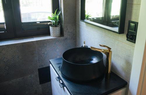 Domek w lesie nad zalewem - Foto 51