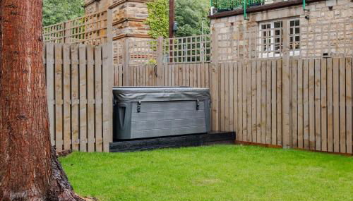 2 Bedroom Cottage-Free Parking - Photo 3