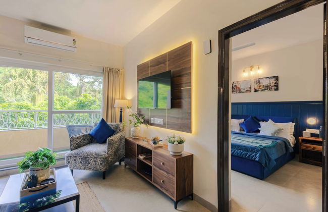 Alaya Stays Veera Marina 1BHK with Pool - Foto 64