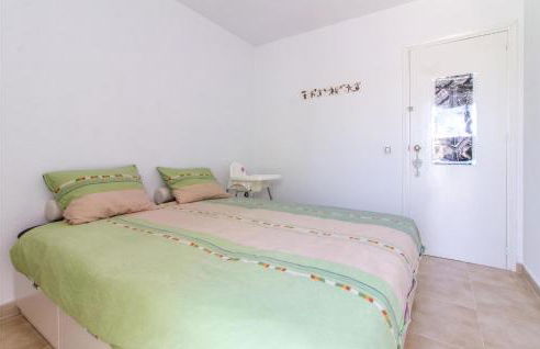 Stunning Apartment In Torrevieja - Foto 20