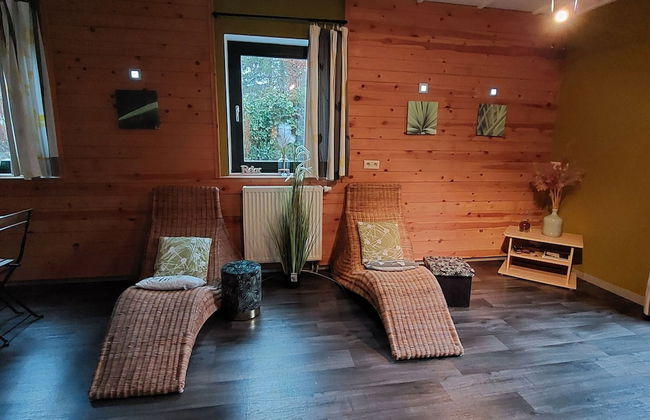 Rustic Holiday Home with Sauna & Hot Tub in Wooded Area - Photo 25