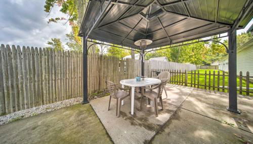 Geneva-on-the-Lake Cottage with Patio Walk to Shore - Foto 2