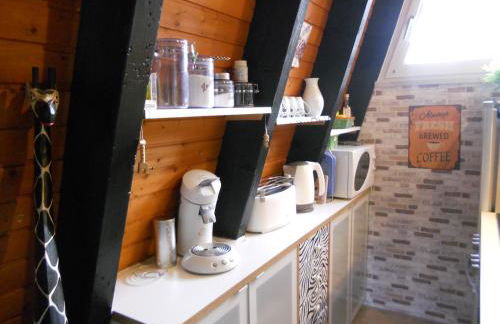 Ferienhaus zum Wohlfühlen in der Eifel, Poolnutzung, Tennis, Minigolf, Seenähe - Photo 20