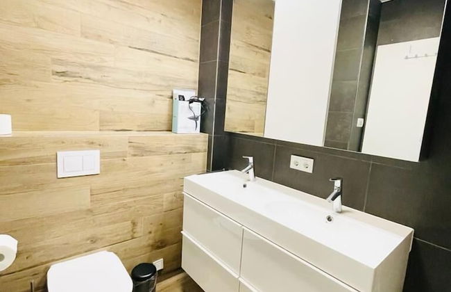 Luxury 2 bedrooms with Parking&Terrace - Foto 20