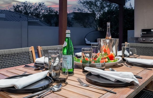 Luxury Lookout Canyon 5 Bdrm Stunner W/htd Pool! - Foto 35