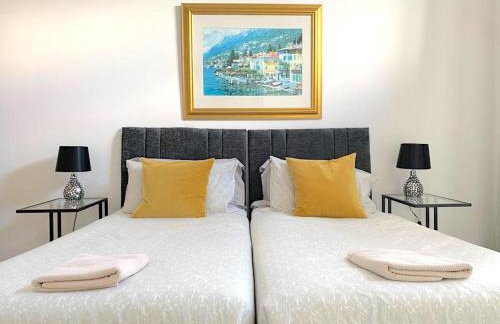 Entire Building - Suite of 3 Premium Apartments - Celebration bookings welcome - Foto 2