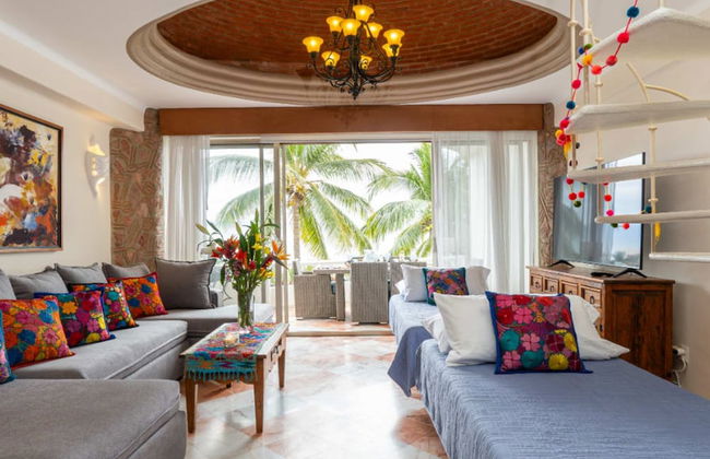 Ocean Front Penthouse Pool Sleeps 8 People - Foto 10