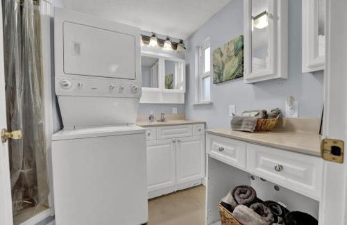 Loaded House and Guest House w Game Room Gym - Foto 77