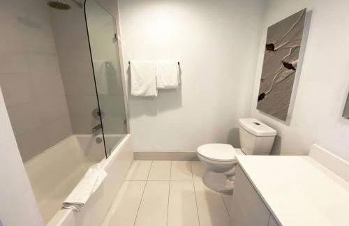 Elegance in Miami Beach, Kitchen & Views -A - Foto 46