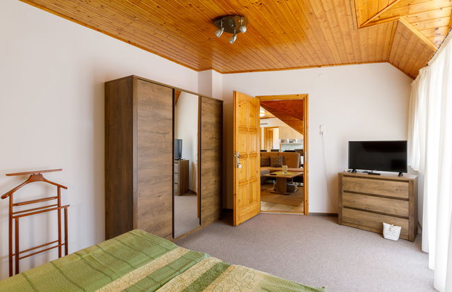 4 bedroom Apartment in Siófok with garden - Photo 7