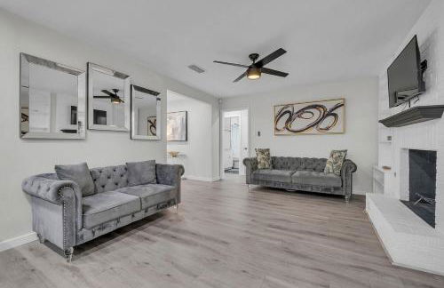 Cozy 5BR Home Sleeps 12 Near Downtown Austin and Tesla - Foto 36