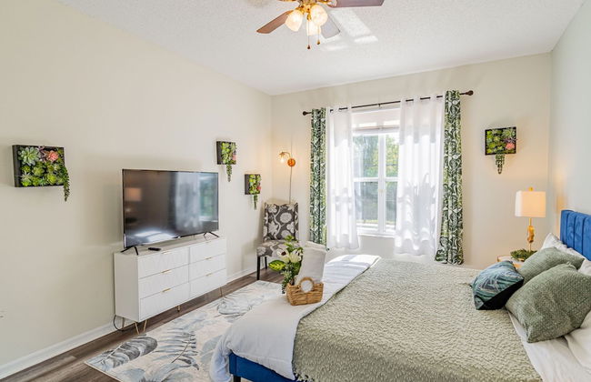 Themed 7 Bedroom Villa, 12 Min to Disney, Resort Access - Foto 2