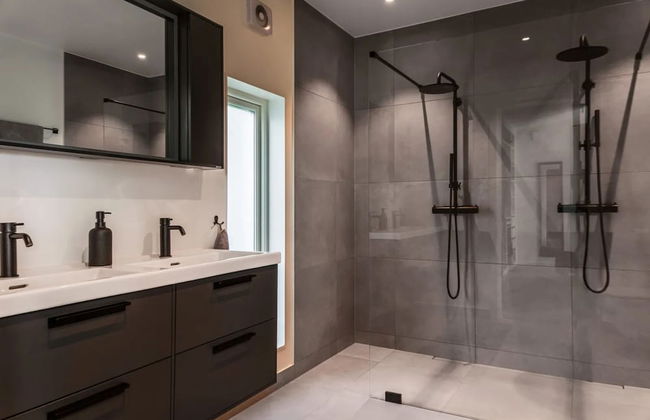 Dream Stay Seafront Villa Padel Court - Photo 6