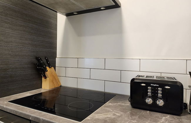 U Suites on Webb - Photo 60