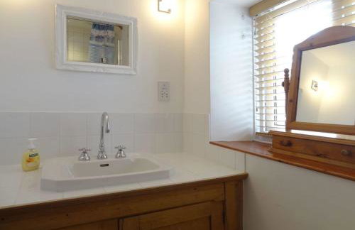 Fiddlesticks Cottage - Foto 13