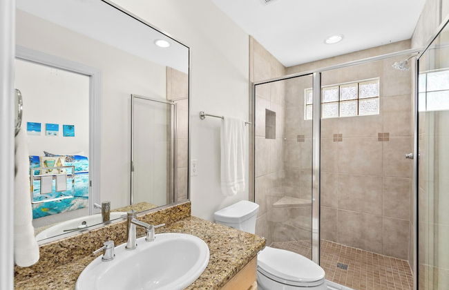 Large Family Condo Close to the Beach With Pool! - Foto 13