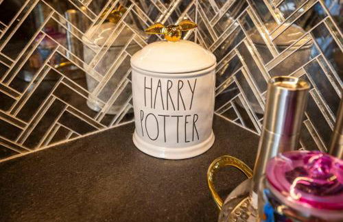 Hagrid's Hut - Harry Potter Riverfront Experience - Foto 39